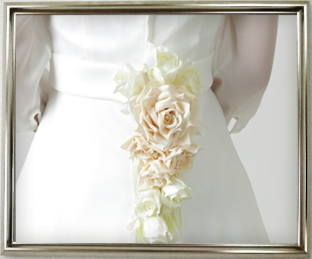 バックコサージュ